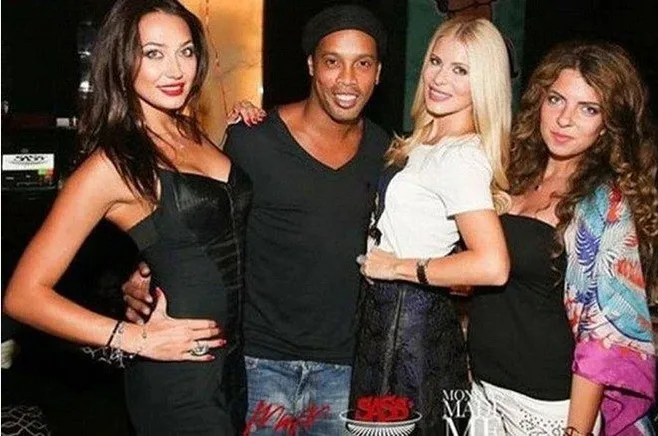 suc-hut-the-thao-top-8-cau-thu-dao-hoa-nhat-the-gioi-a4