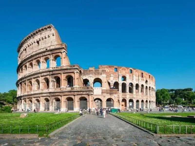 dau truong colosseum bieu tuong truong ton giua long rome