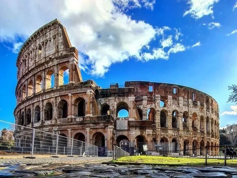 dau truong colosseum bieu tuong truong ton giua long rome