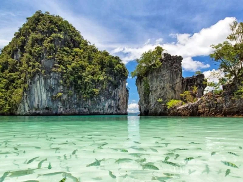 phuket thai lan kham pha thien duong bien xanh xu chua vang